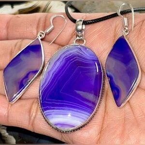 Beautiful Purple Lace Agate Pendant & Earrings